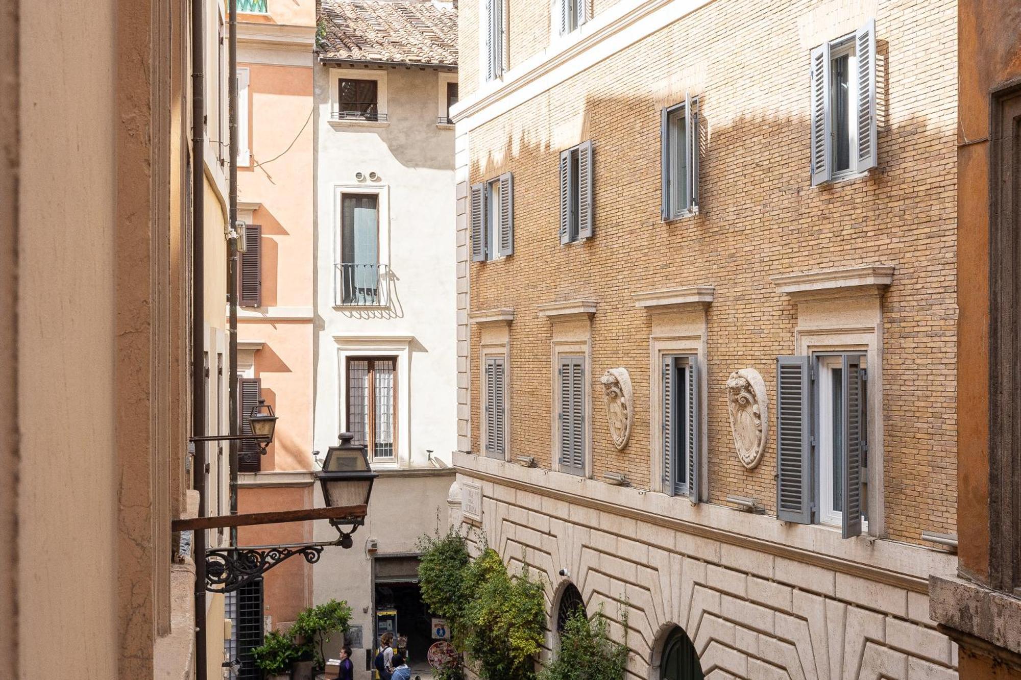 Navona Modern By In Appartamento
